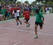 La pluja no atura les Mini-Olimpiades