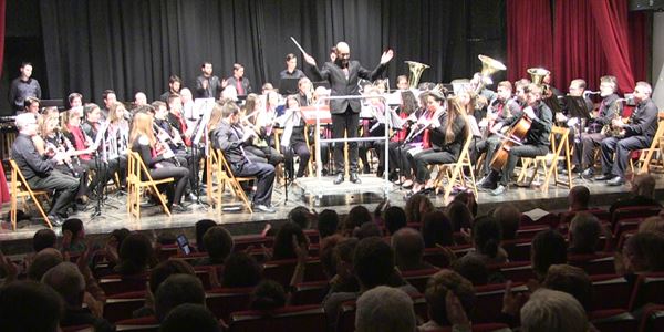 Festival solidari Cáritas - Unió Musical de Picanya