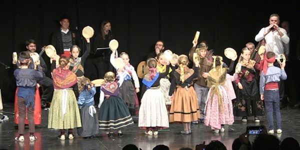 Festival Solidari Cáritas - Rondalla Faitanar · Grup de Danses Realenc